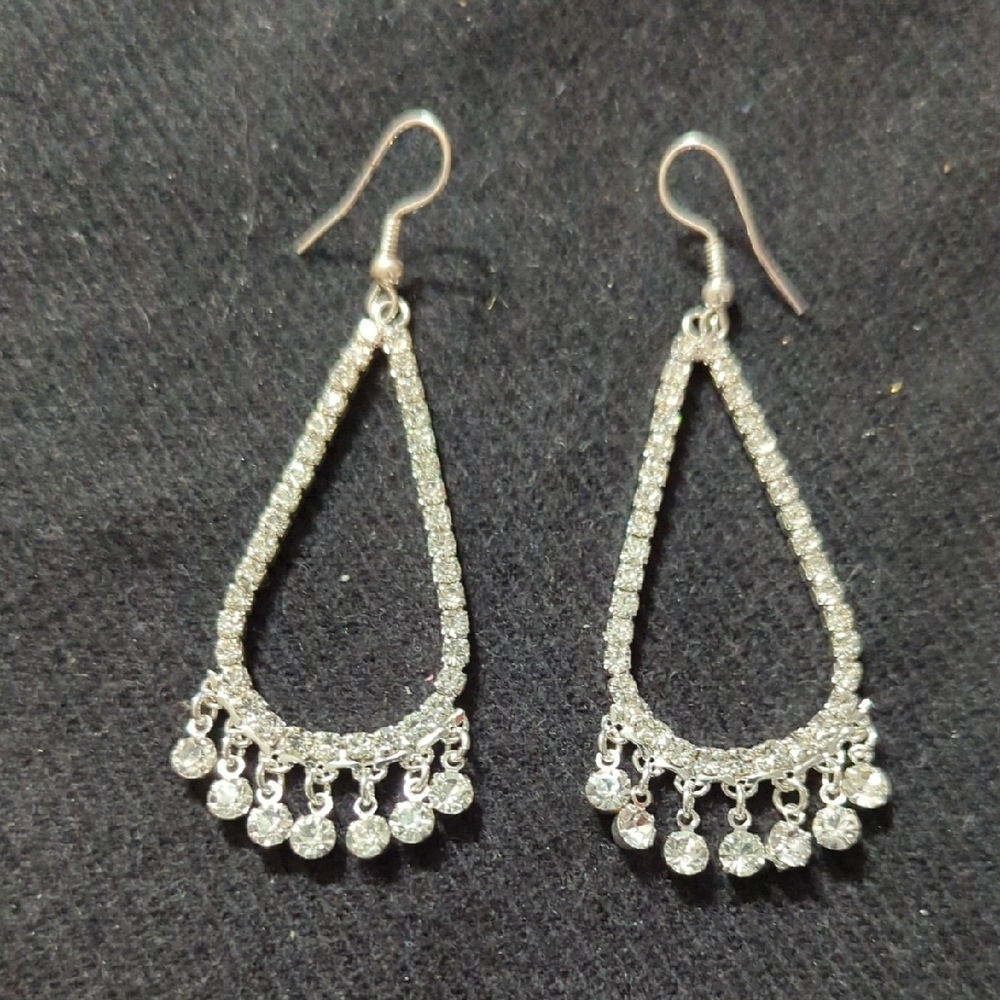 Silver Tone Clear Rhinestone Teardrop Dangle Drop Statement Earrings